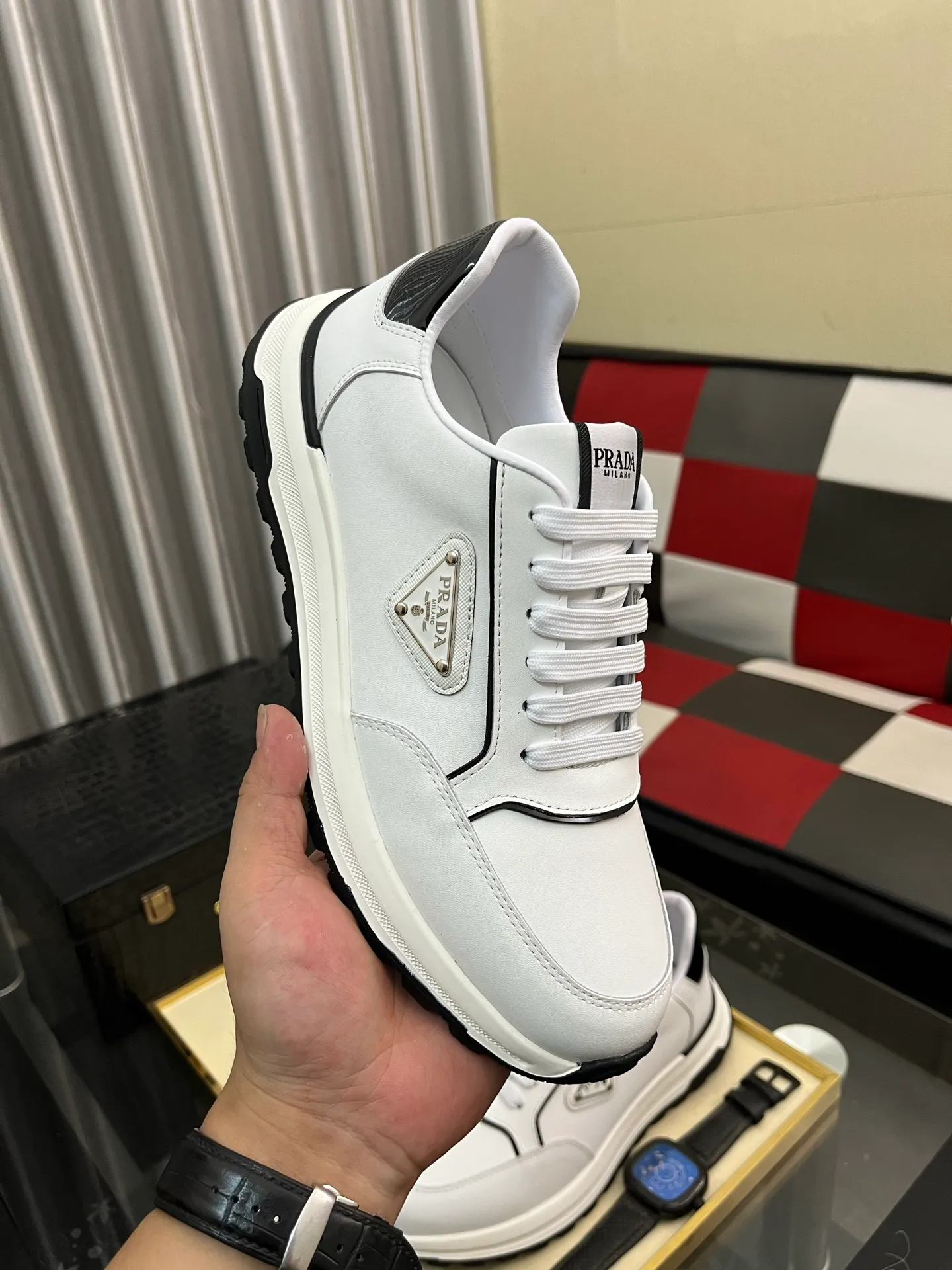 Men's shoes 💰420⌚️⌚️【PRADA】Prada casual shoes, originally developed 1:1, made of high-mercerized cowhide with imported cowhide, silk sheepskin lining, rubber outsole, comfortable and soft on the foot, size: 38-442️⃣Colors available
